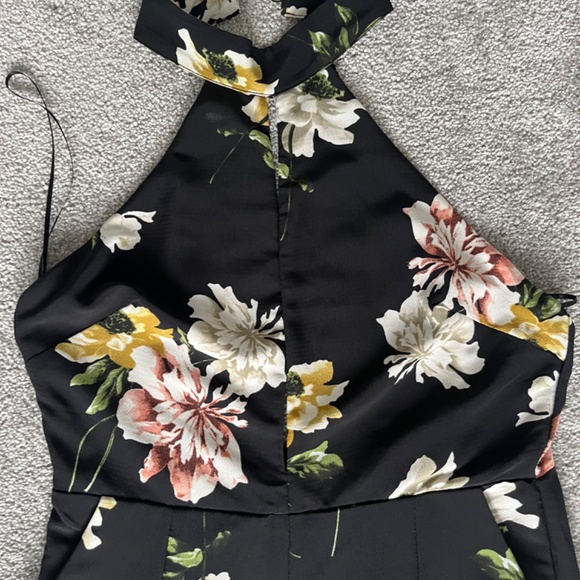 Floral jumpsuit - Picture 2 of 6